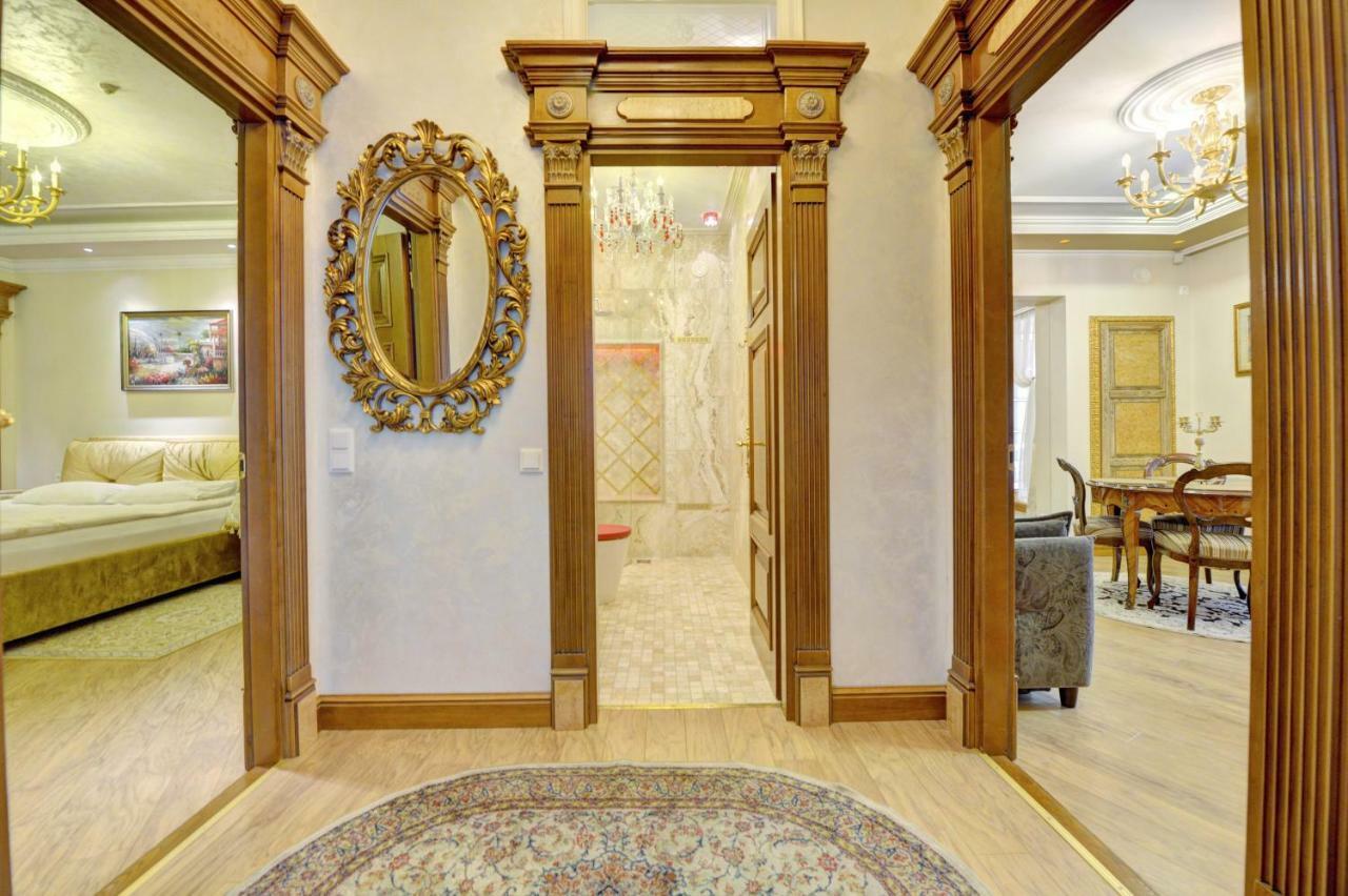 Luxury Pilies Avenue Apartment Vilnius Buitenkant foto