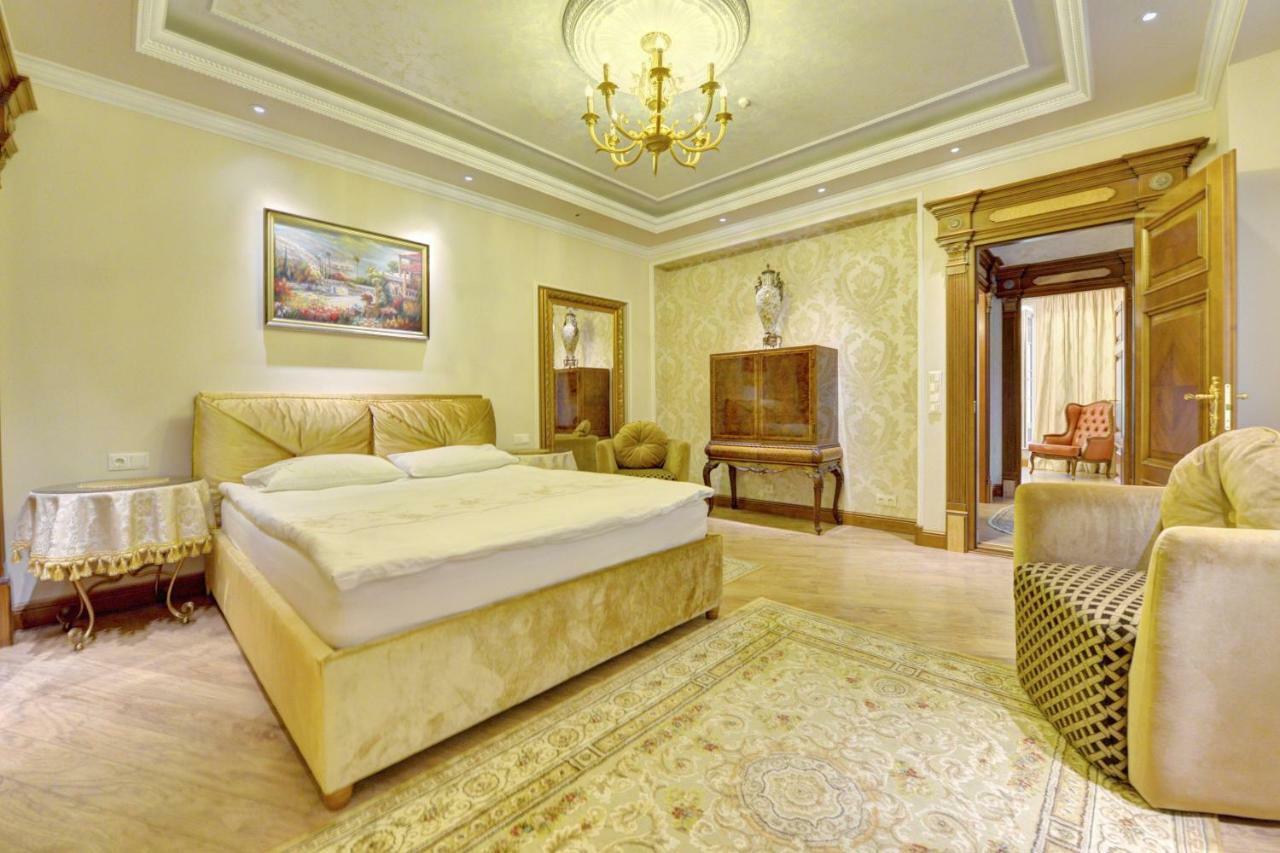 Luxury Pilies Avenue Apartment Vilnius Buitenkant foto